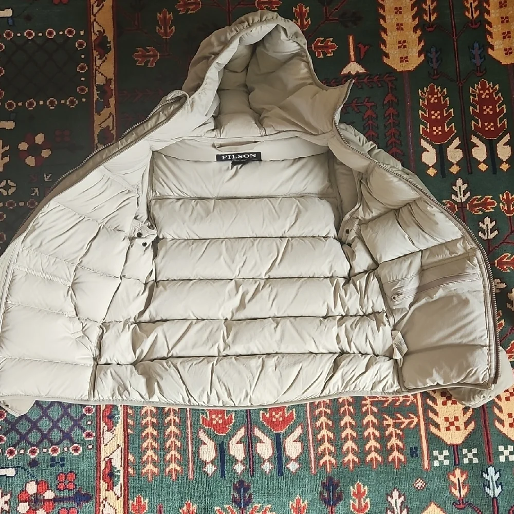 Filson Down Hooded Puffer Jacket in Light Sage - Picture 3 of 10